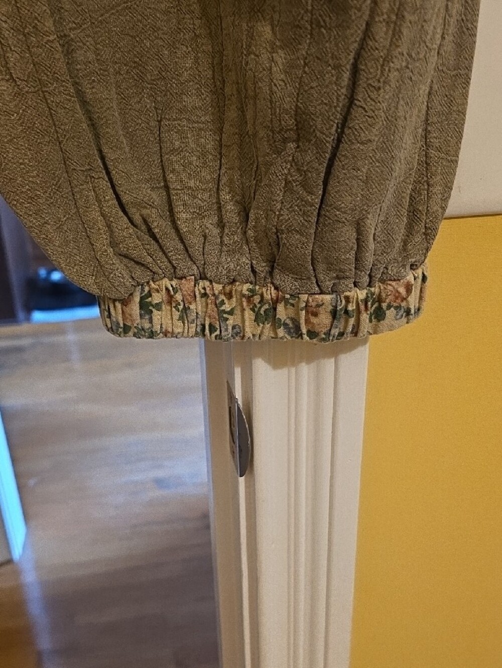 NWOT POL Patchwork Joggers in Olive, Cream and Floral - Picture 3 of 4